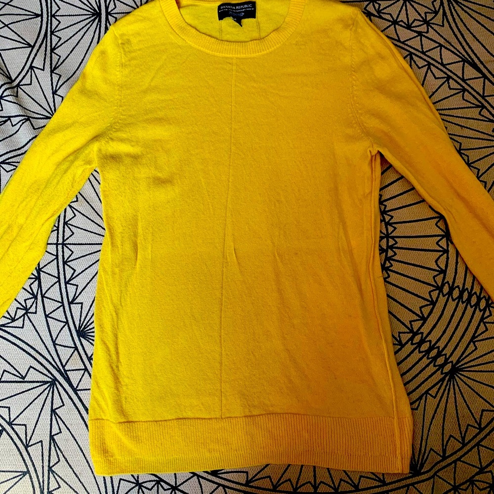 Yellow Banana Republic cashmere sweater
